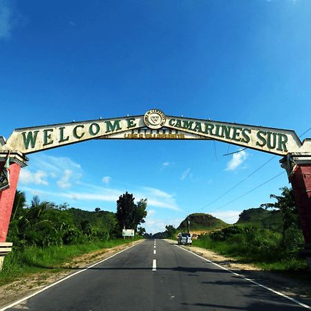 Reddoorz Near Colgante Bridge Naga City Eksteriør billede
