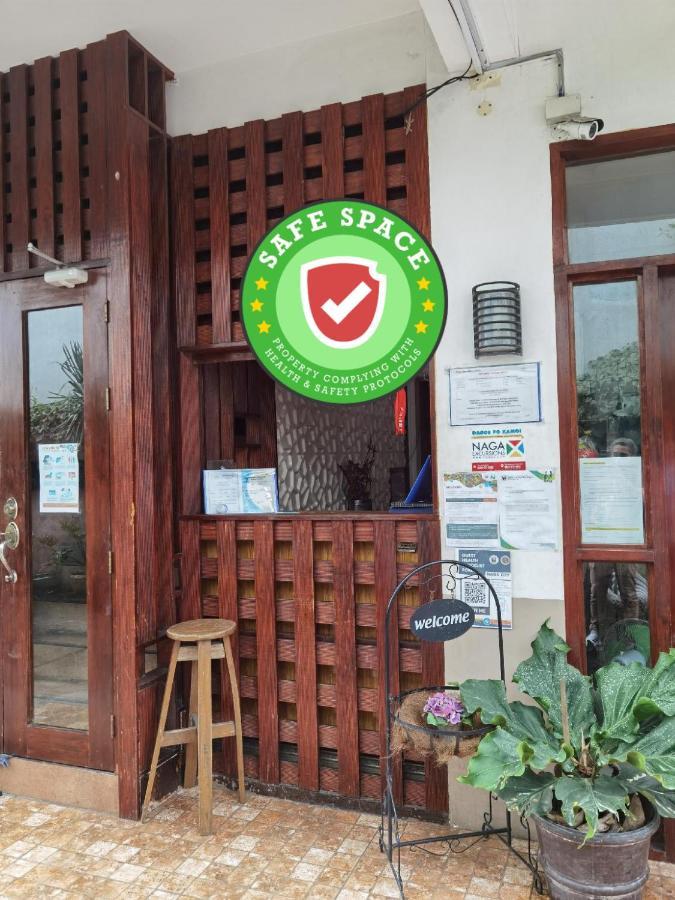 Reddoorz Near Colgante Bridge Naga City Eksteriør billede